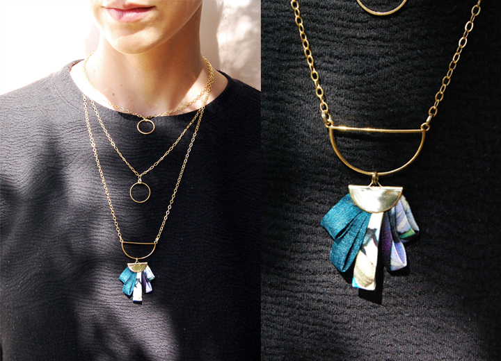Collier layering Idir doré soie bleu paon fleurie made in France L'Orangerie